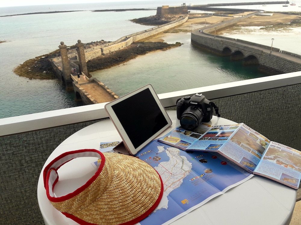 Triple Room, Sea View - Photo 1