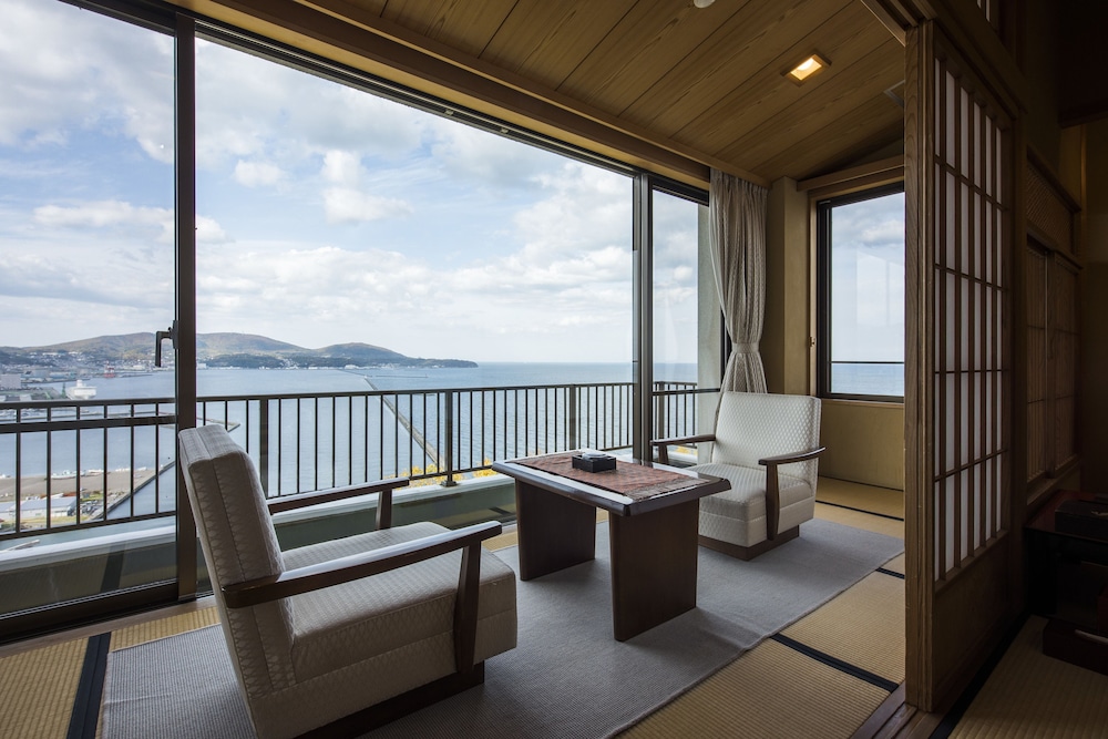 Japanese-style rooms in the New Building photo 3
