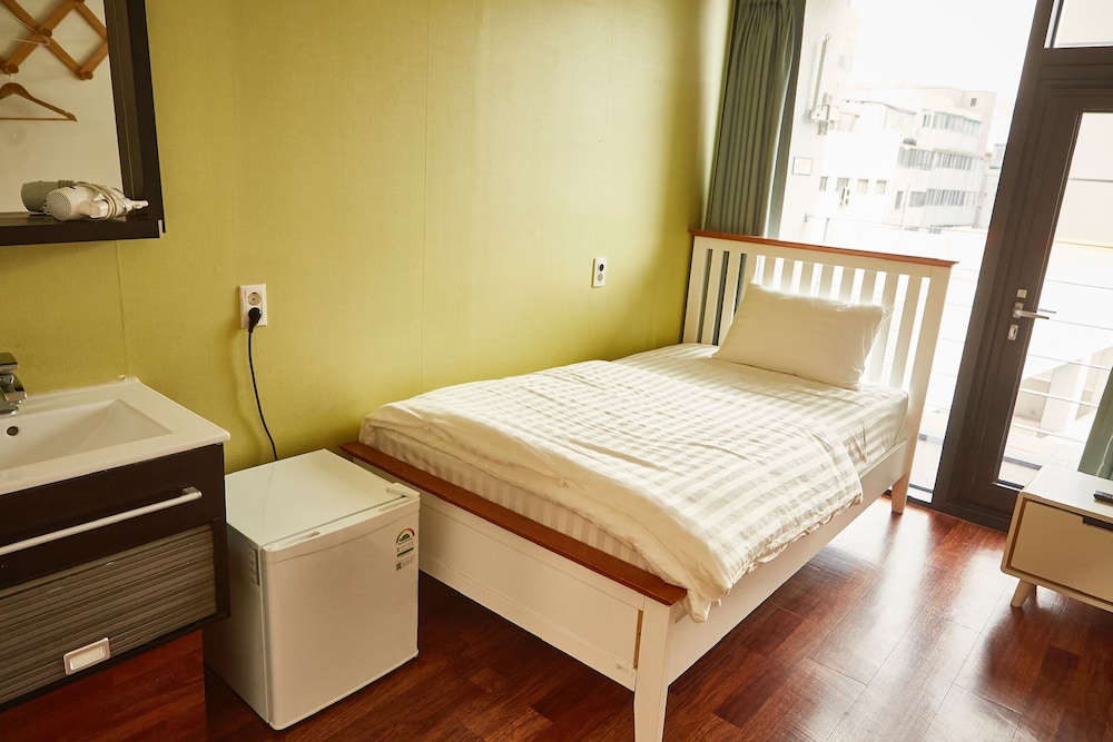 Business Single Room photo 2