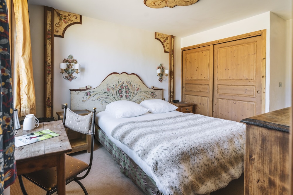 Double or Twin Room, Mountain View