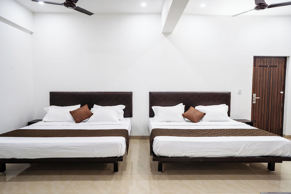 Family Suite, Balcony, City View