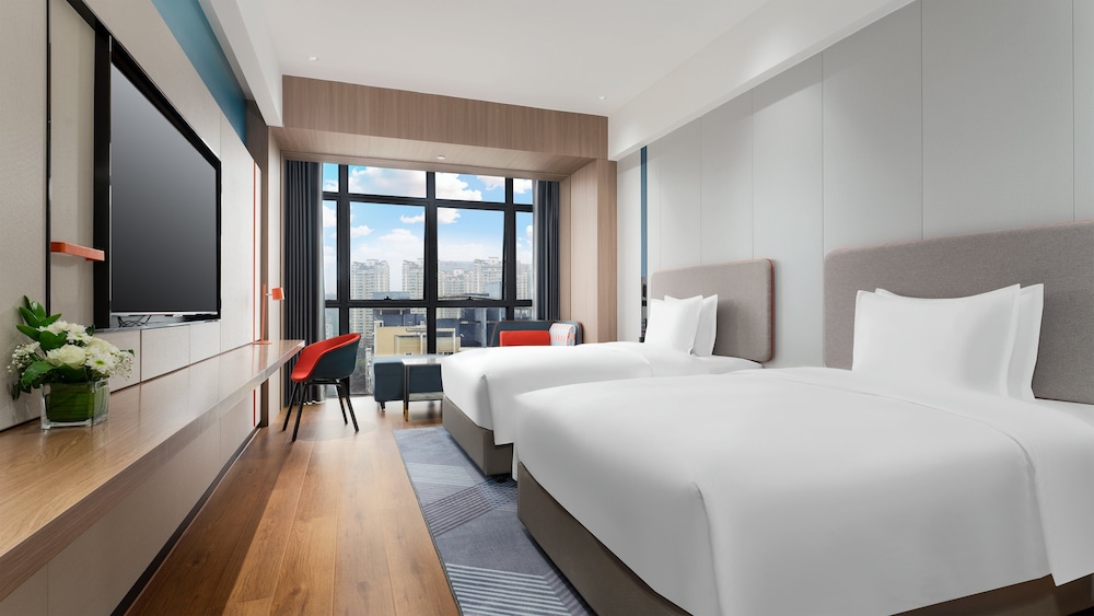 Standard Room, 2 Twin Beds (High Floor)