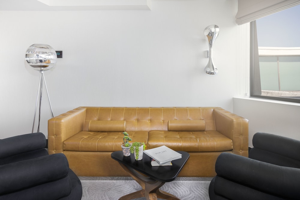 Suite, 1 Bedroom, Accessible, Garden View - Photo 4