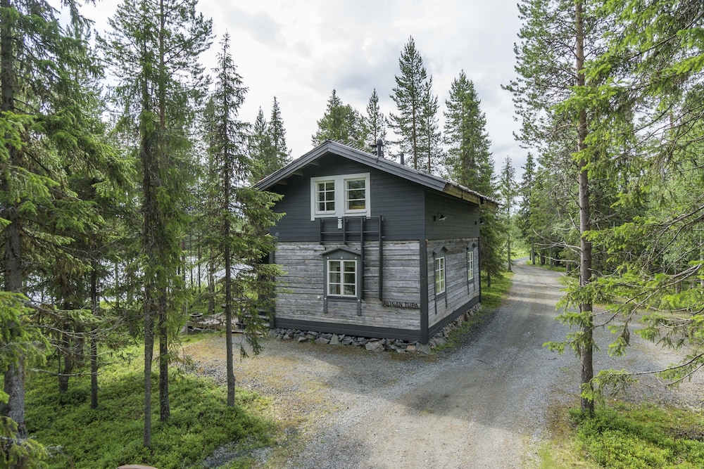 Family Cabin photo 1