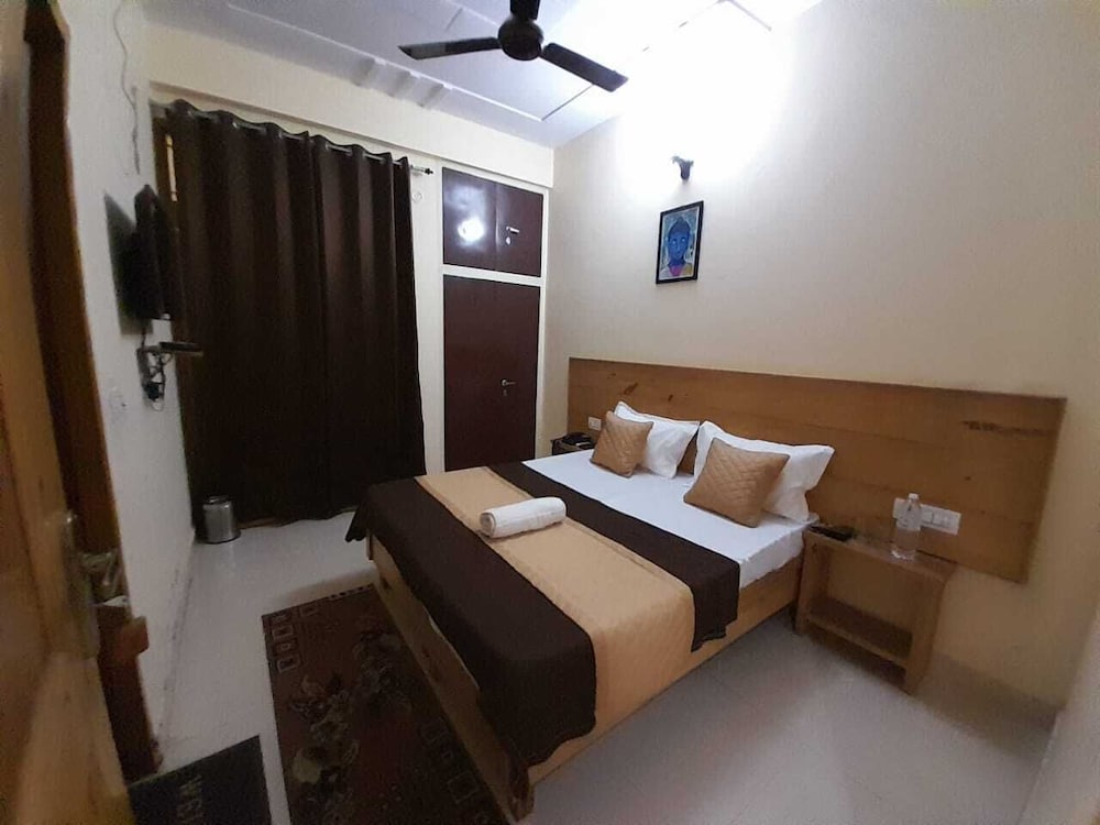 Standard Room photo 3