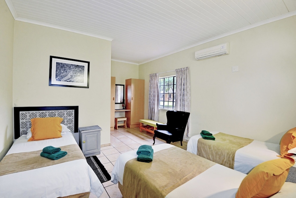 Acacia Cottage photo 2