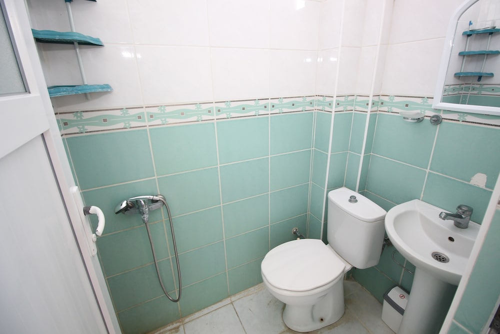 City Room photo 2