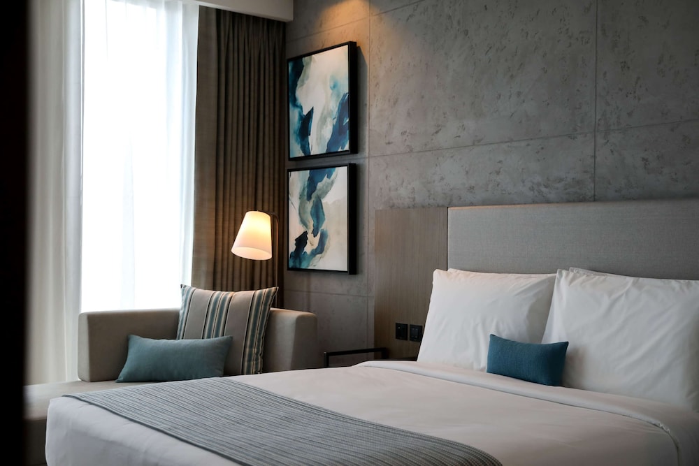 Room, 1 Queen Bed, Accessible, City View
