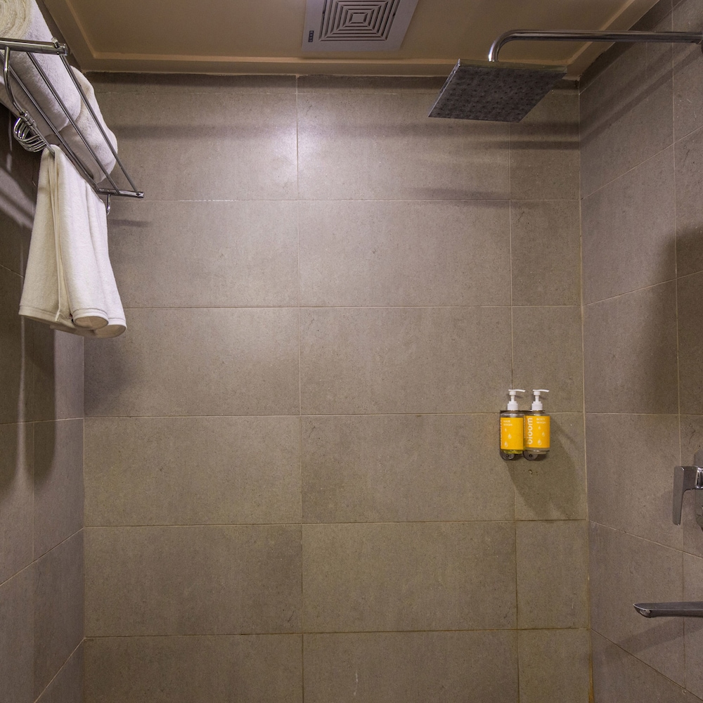Standard Room - Photo 8