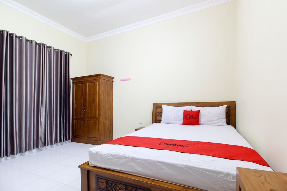 Double Room - Photo 8