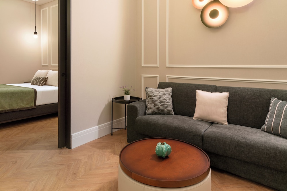 Suite (2 adults + 2 children) - Photo 4