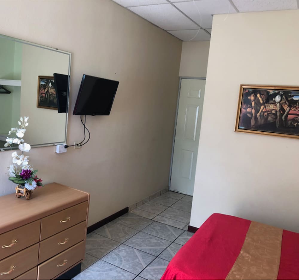 Comfort Triple Room, Multiple Beds, Accessible, Non Smoking photo 3