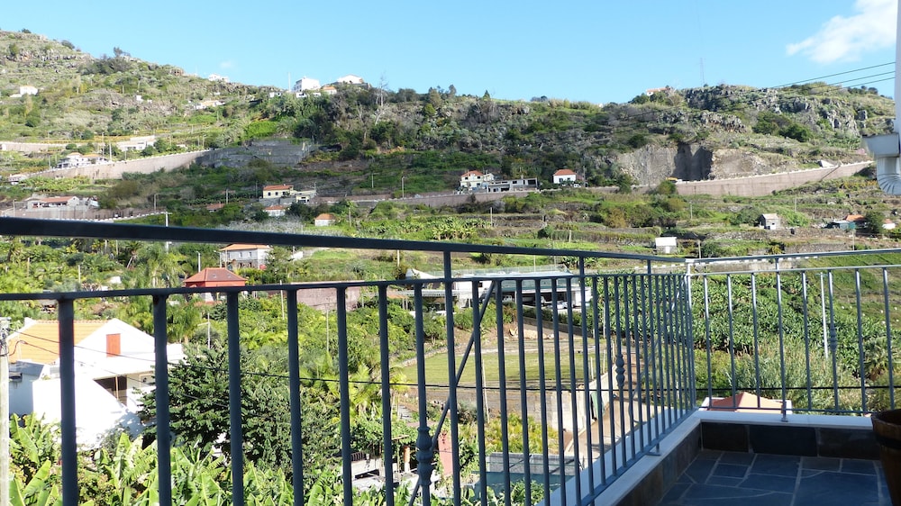 House, 1 Bedroom, Balcony, Mountain View