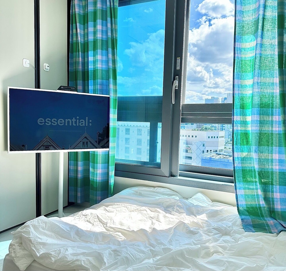 Standard Double Room, City View