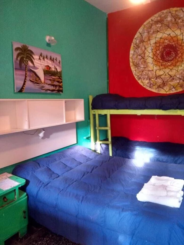 Quadruple Room, Multiple Beds, Shared Bathroom photo 3