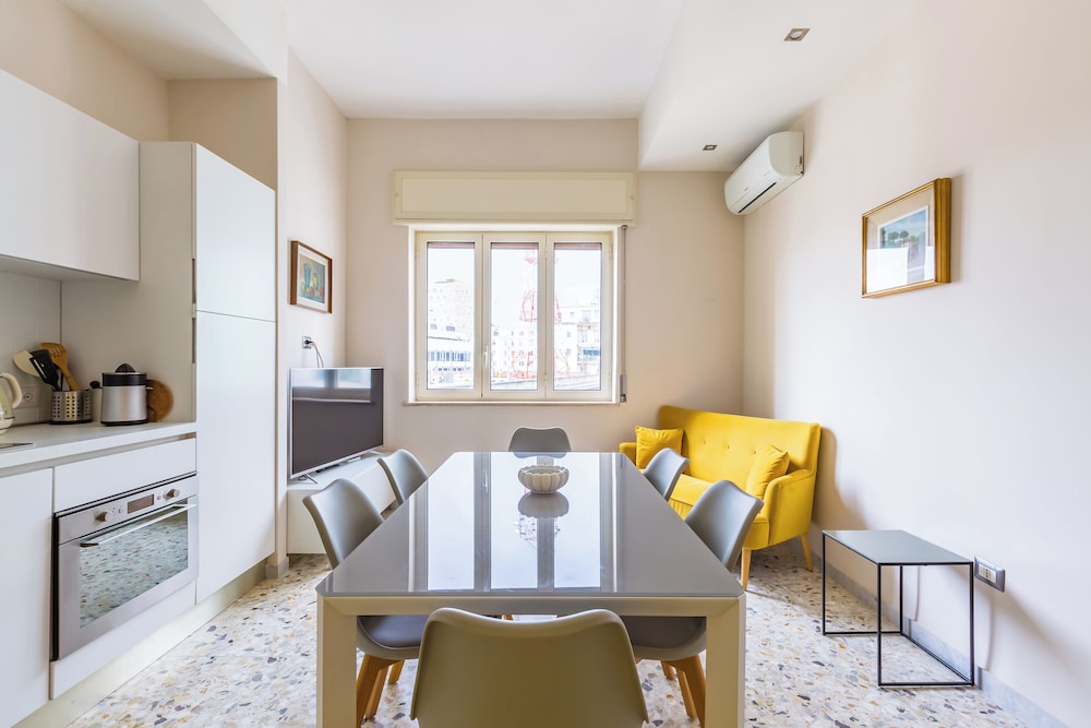Apartment (2 Bedrooms)