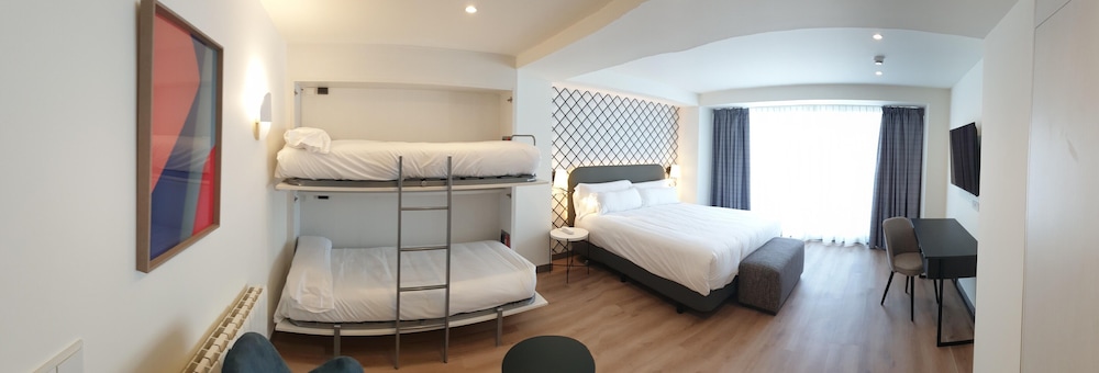 Family Double Room - Photo 3