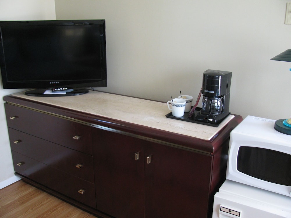 Classic Room, 2 Double Beds photo 3