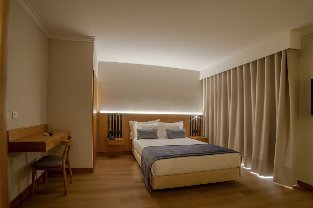 Superior Double Room, Multiple Beds, Non Smoking photo 3