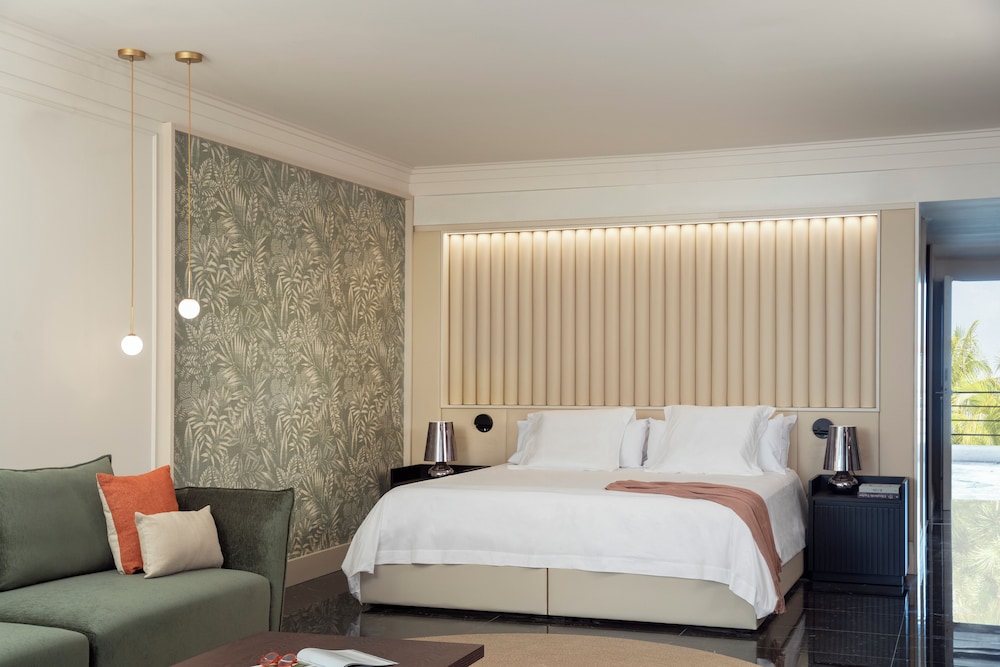 Excellence Club Honeymoon Suite Partial Ocean View