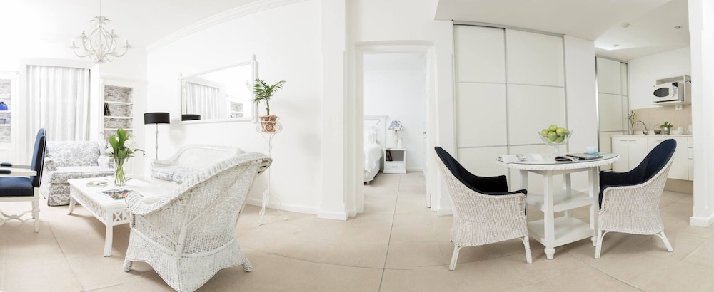 Room, 1 King Bed (Corporate Flat) - Photo 1