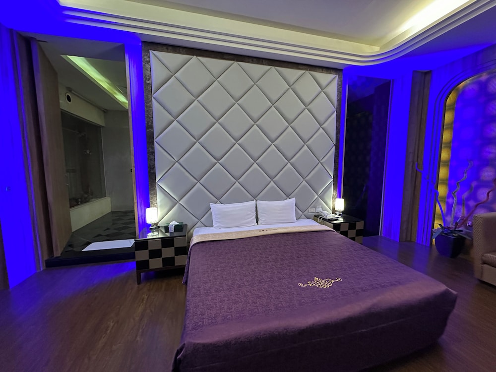 Standard Double Room - Photo 2