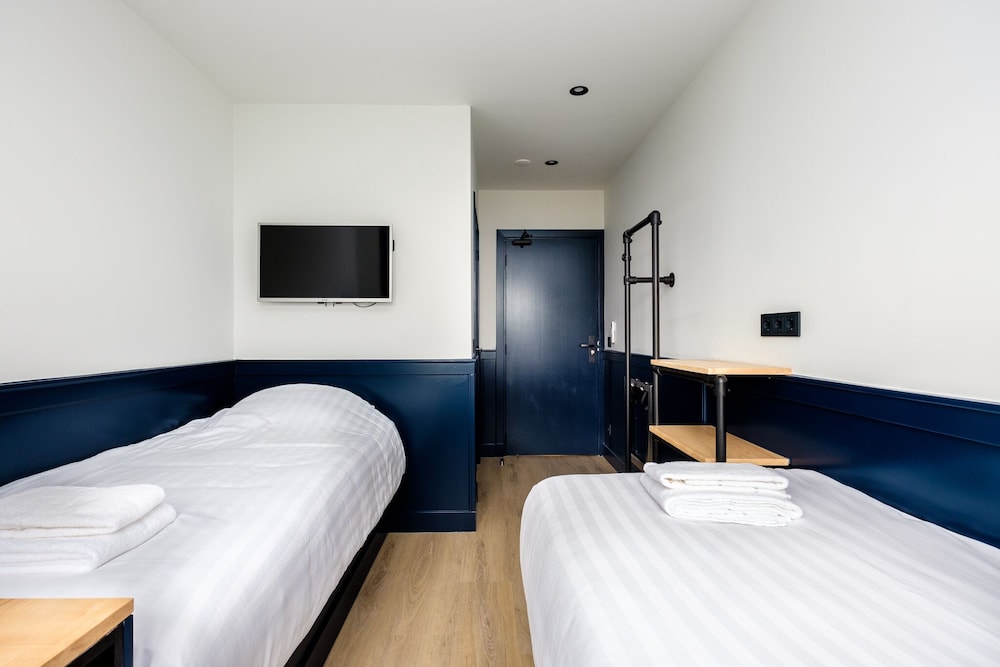 Double or Twin Room photo 1