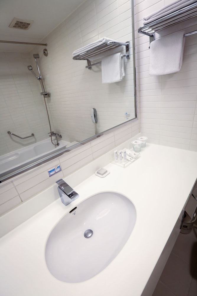 Standard Room, 2 Twin Beds (3 paxs to be booked until 3PM) - Photo 13