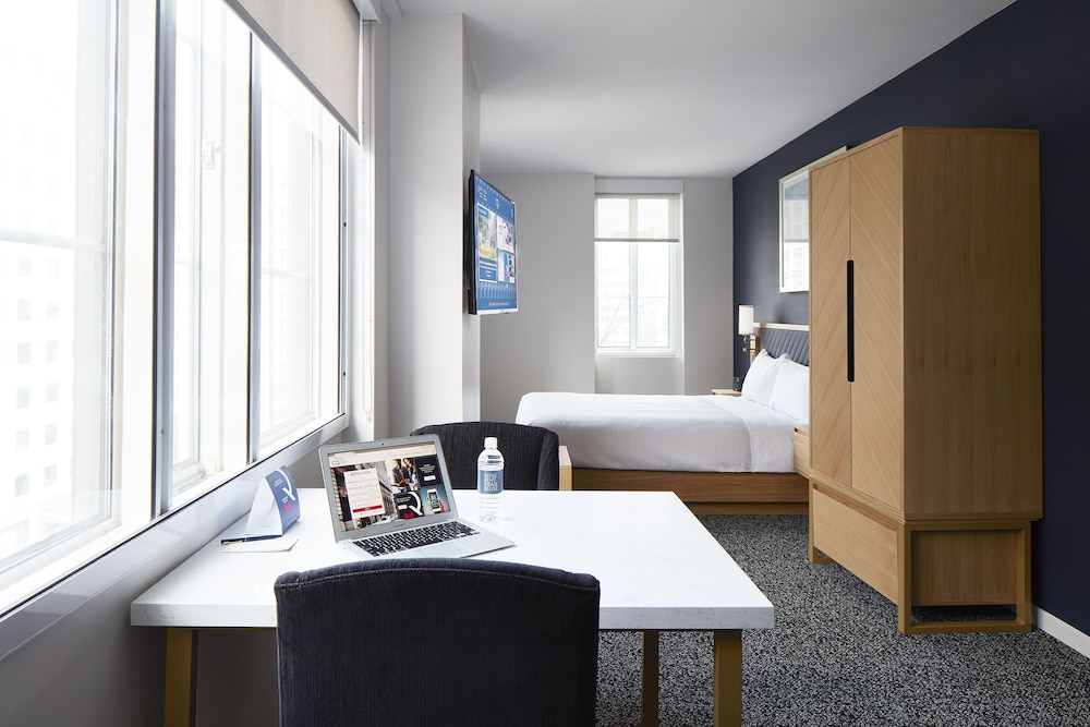 Suite, Kitchenette - Photo 2