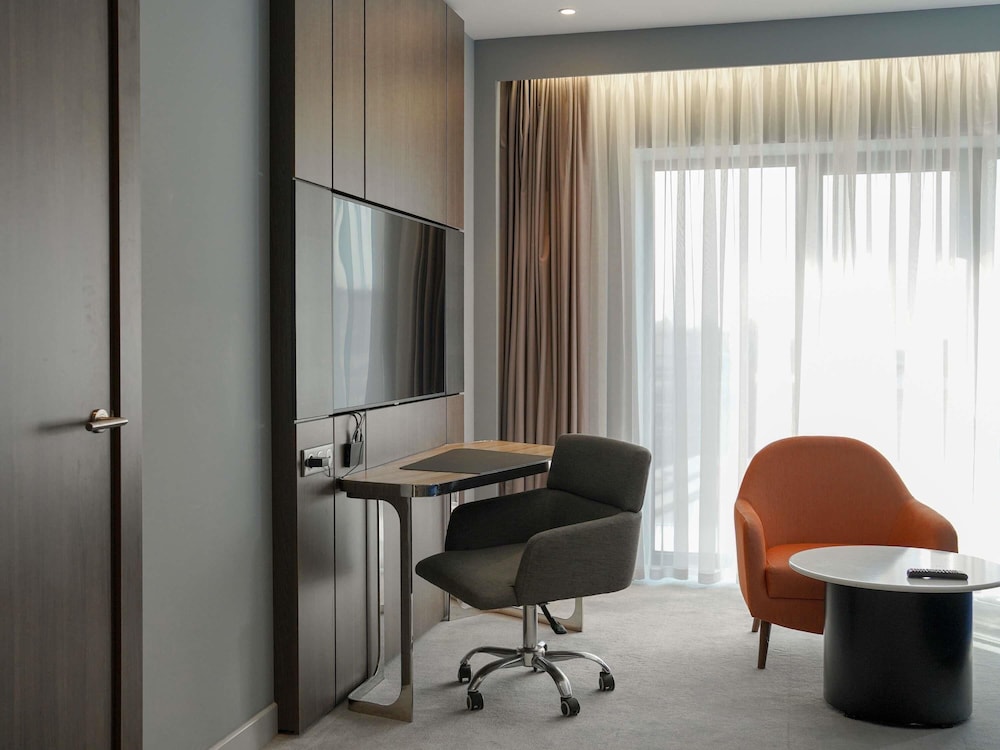 Executive Suite, 1 King Bed photo 2