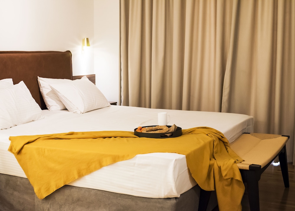Business Double Room, 1 Queen Bed, Balcony, City View
