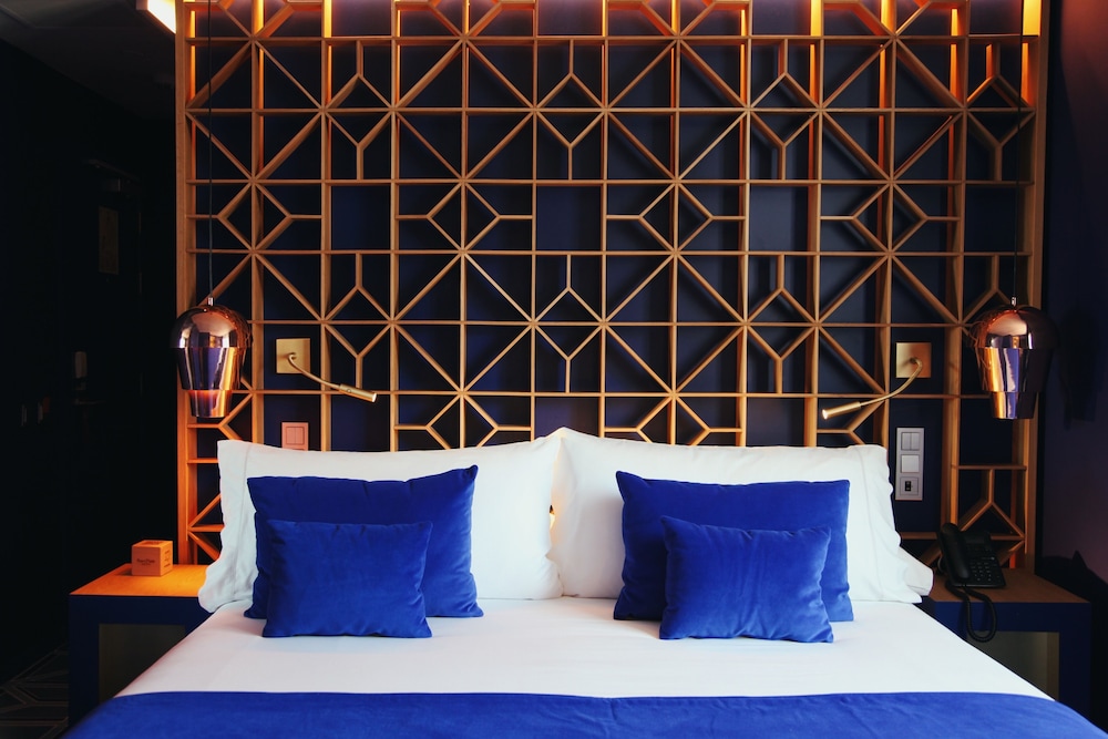Standard Room (Exterior) - Photo 6
