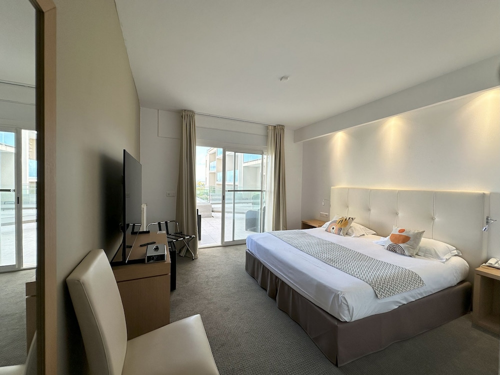 Room L - Terrasse Vue mer - 20m²- Lit Double / Lits Jumeaux - Photo 1