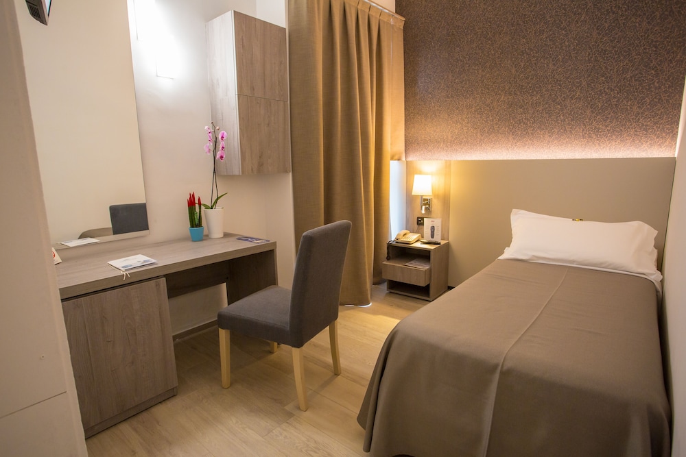 Basic Single Room, Partial Sea View
