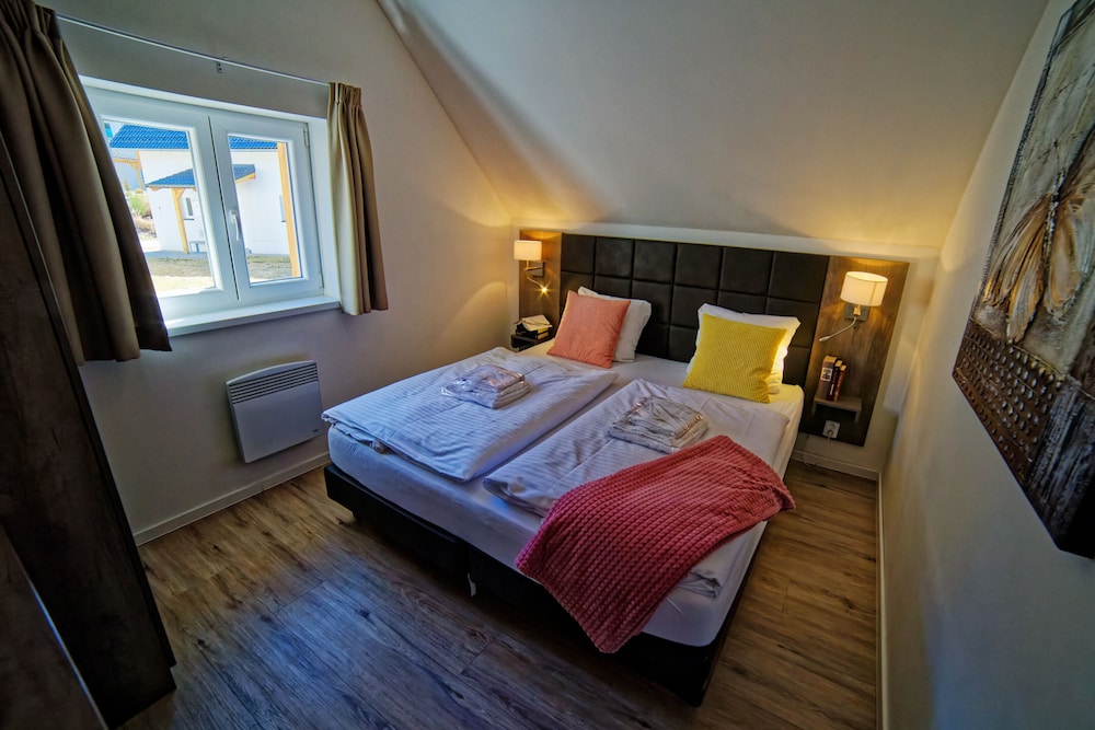 Elite House, 4 Bedrooms, Sauna (HOUSE 18)