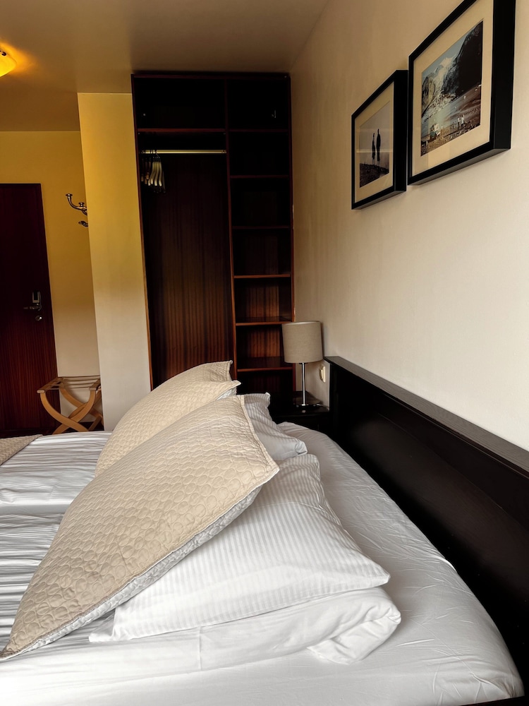 Deluxe Triple Room, Private Bathroom, Mountain View photo 2