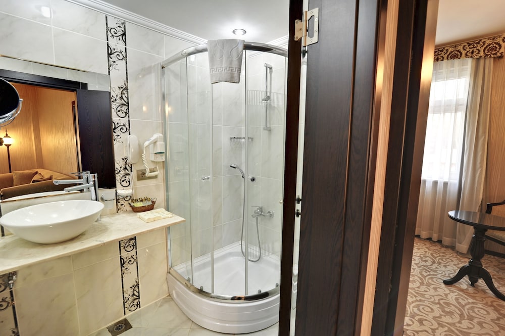 Economy Double Room, 1 Double Bed photo 3