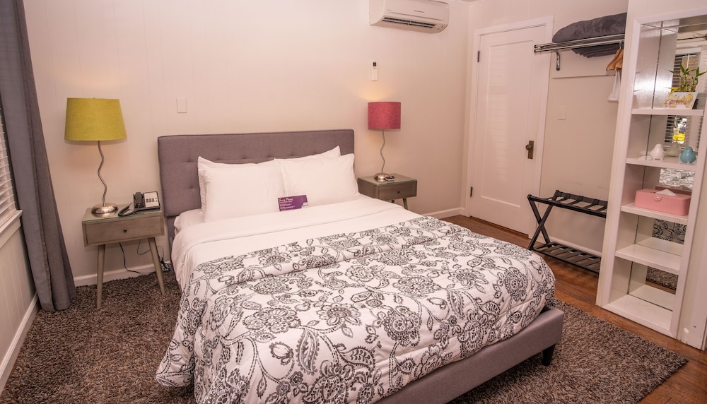 Deluxe Suite - Room 12