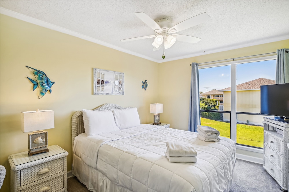 Condo, 1 Bedroom