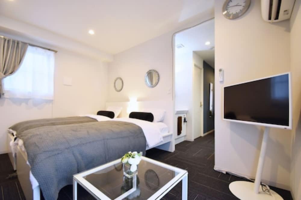 Apartment photo 1