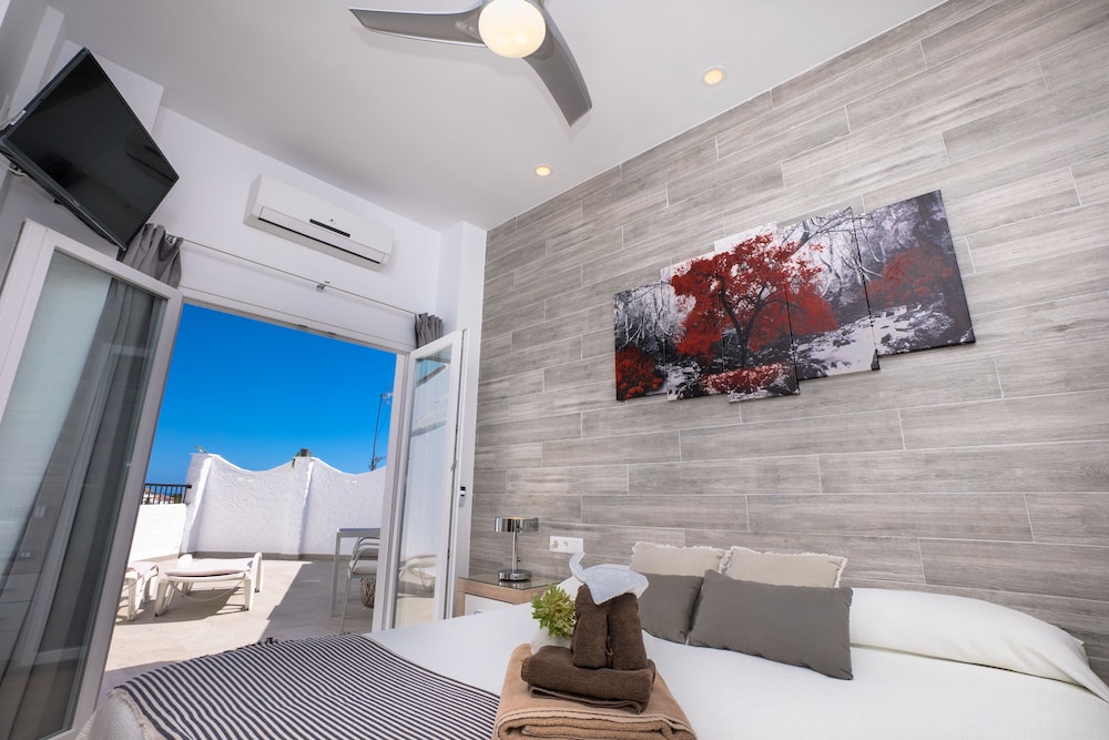 Superior Double or Twin Room, Terrace, Ground Floor