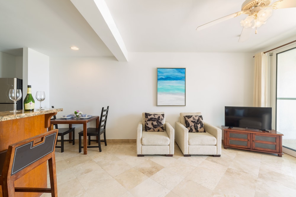Romantic Condo