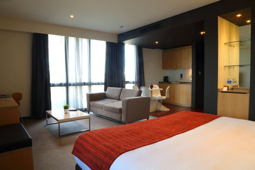 Alpha Suite - Photo 3