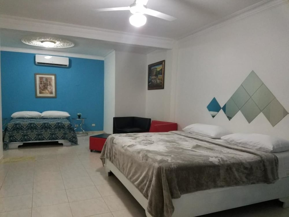 Luxury Twin Room, 6 Bedrooms