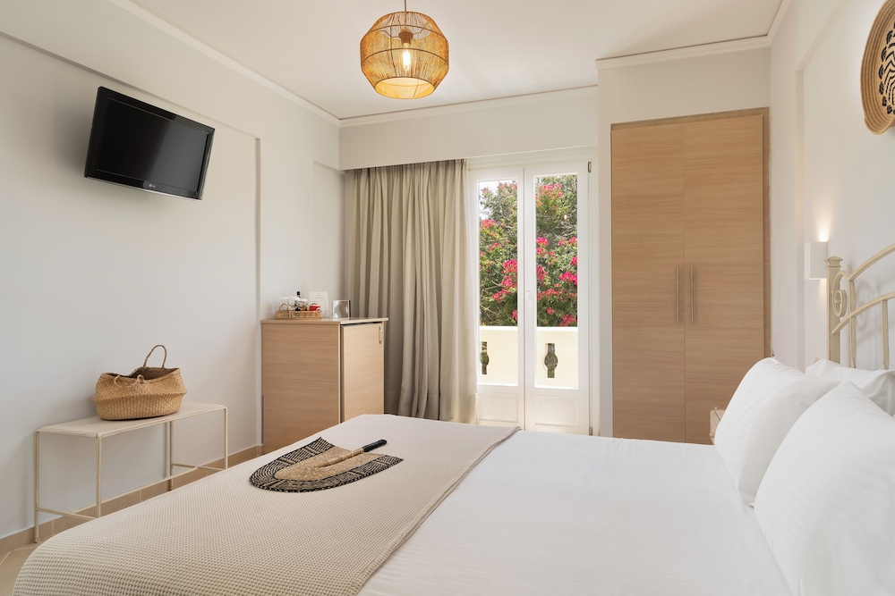 Double Room - Photo 4