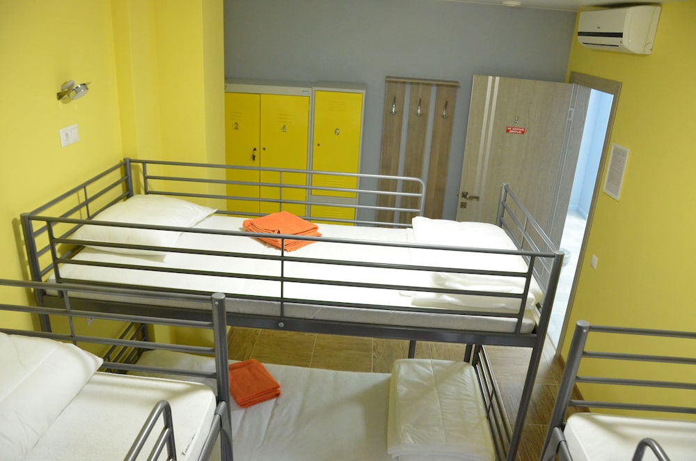 Shared Dormitory, Mixed Dorm (Bed in 6-Beds Mixed Dormitory) photo 1