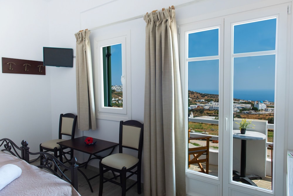 Standard Triple Room, Sea View photo 1
