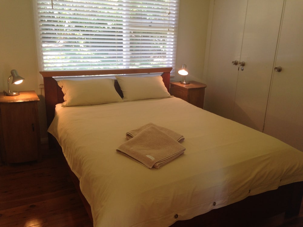 Classic House, 2 Bedrooms, Beach View, Beachside photo 1
