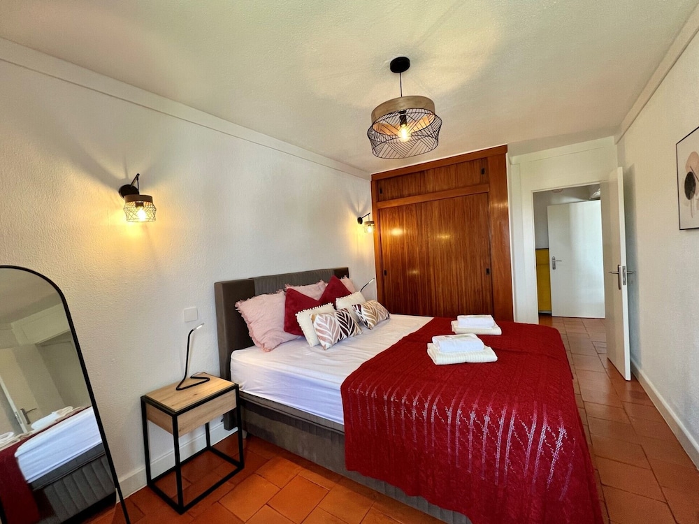Apartment, 2 Bedrooms, Pool Access photo 3