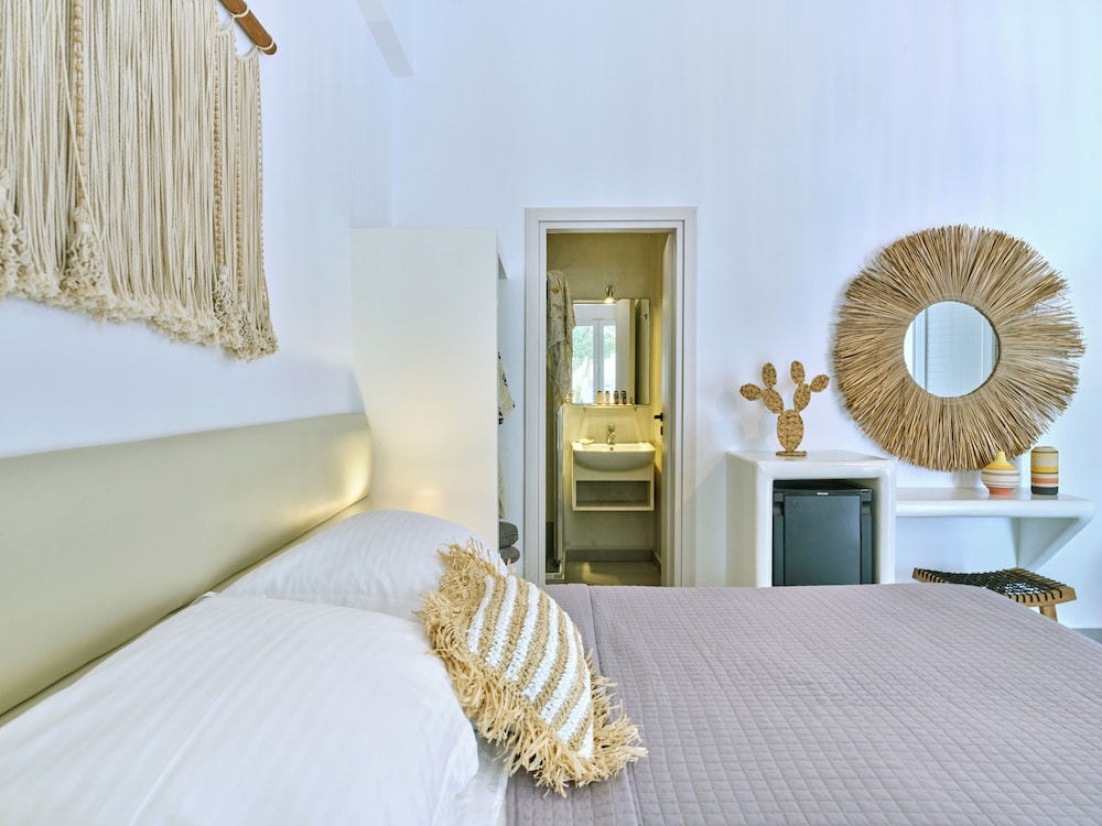 Family Room, 1 Bedroom, Terrace, Courtyard Area photo 1